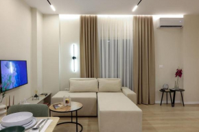 Smiley Port View 2BDR APT City Center